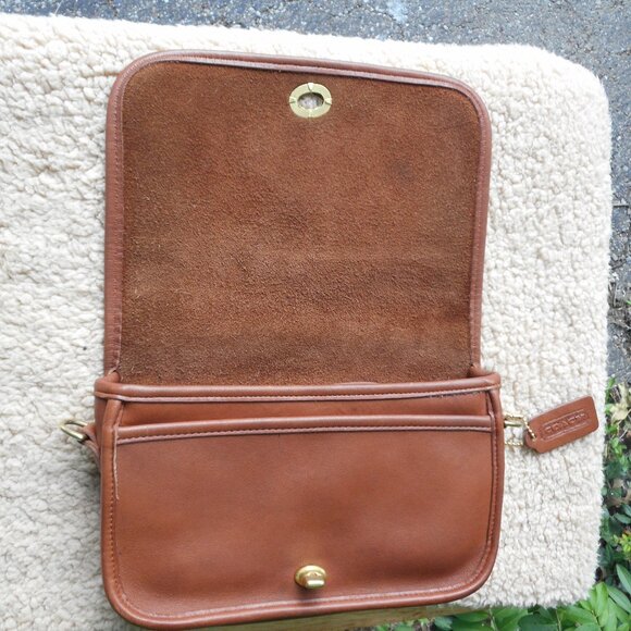 **SOLD** Vintage Coach Pocket Purse GUC 9988,  in , British Tan - Picture 7 of 11
